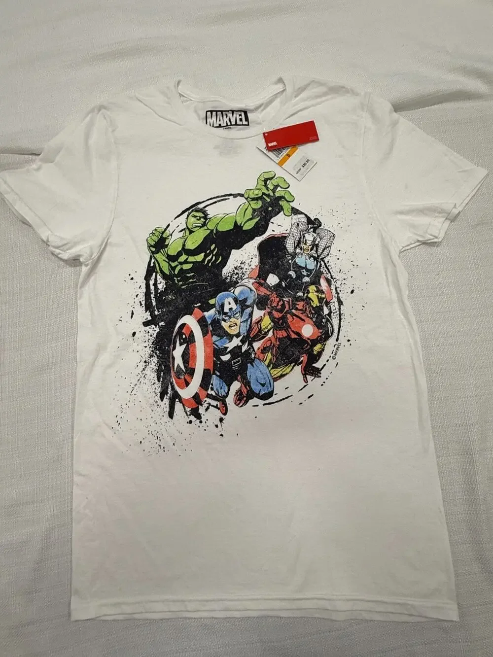 Marvel Avengers T Shirt Mens Small White Hulk Thor Iron Man Captain America NWT